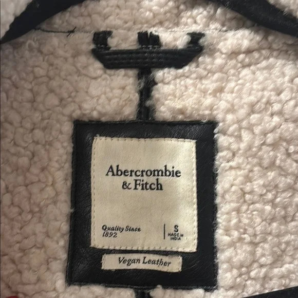 Abercrombie & Fitch Black and Cream Leather Jacket with Shearling Trim - Picture 2 of 5